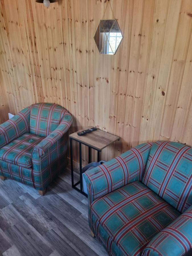 Blair Snug Hut Apartment Kelty ภายนอก รูปภาพ